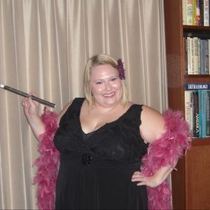 Meet your Posher, Serina